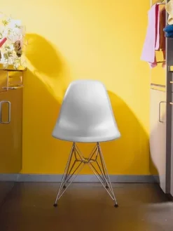 Stuhl Eames Plastic Side Chair DSR RE